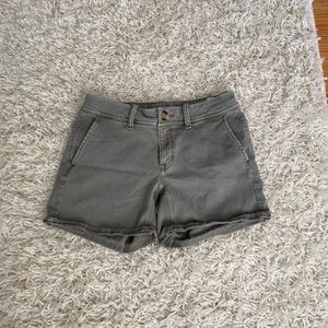 -Light Army Green Shorts  -American Eagle  -US 0